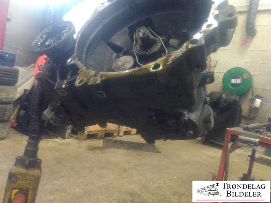 Girkasse manuell til VW Passat 2005-2010 (B6) (B6) (0A4 300 045 N|0A4 300 045 NX|)