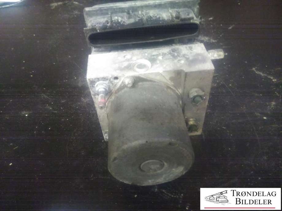 ABS sentral til Toyota Corolla 2007-2013  (0 265 950 512|)