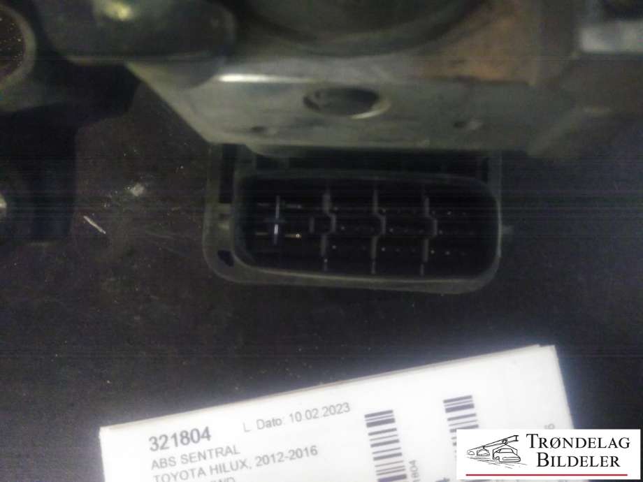 ABS sentral til Toyota Hilux 2012-2016  
