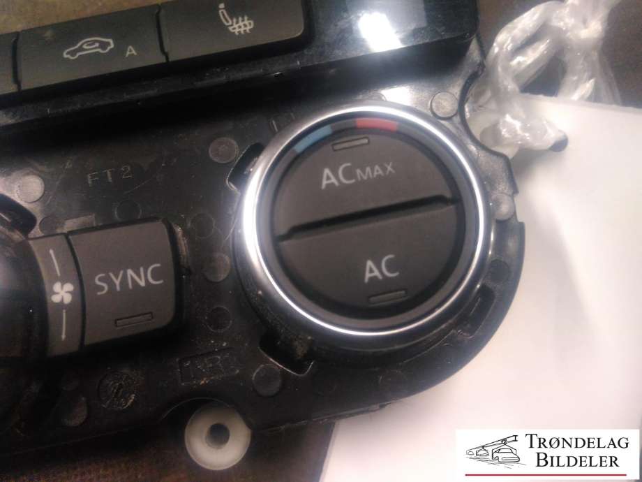 Varmeapparat betjening til VW CC 2012-2014 (PASSAT CC) (PASSAT CC) (BHTC|3AA 907 044 E|5HB 011 257-13|)