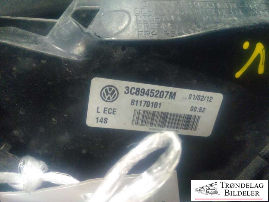Baklykt venstre ytre til VW CC 2012-2014 (PASSAT CC) (PASSAT CC) (3C8 945 207 M|3C8 945 207 AD|)