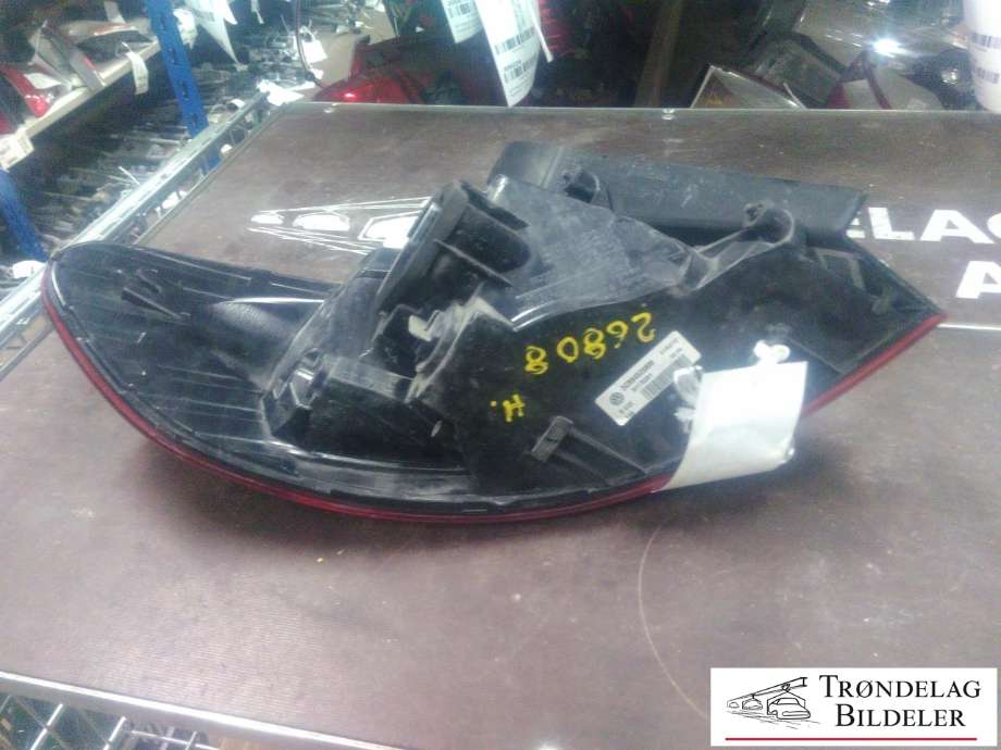 Baklykt høyre ytre til VW CC 2012-2014 (PASSAT CC) (PASSAT CC) (3C8 945 208 M|3C8 945 208 AD|)