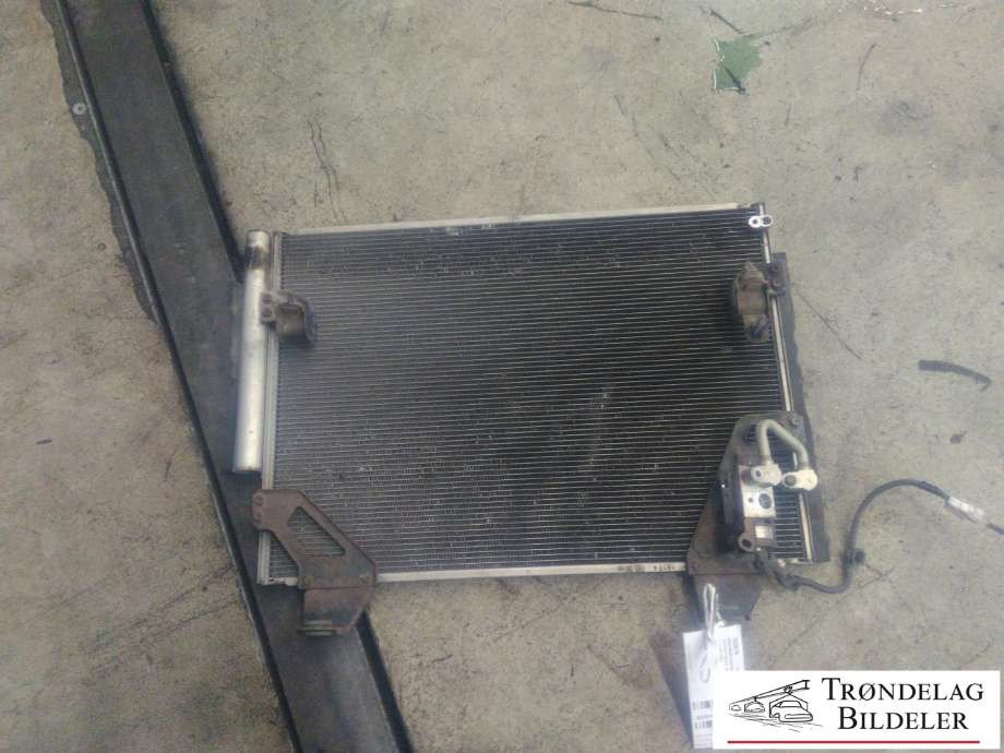 Aircondition radiator til Toyota Hilux, 2012-2016  (88460-0K050)