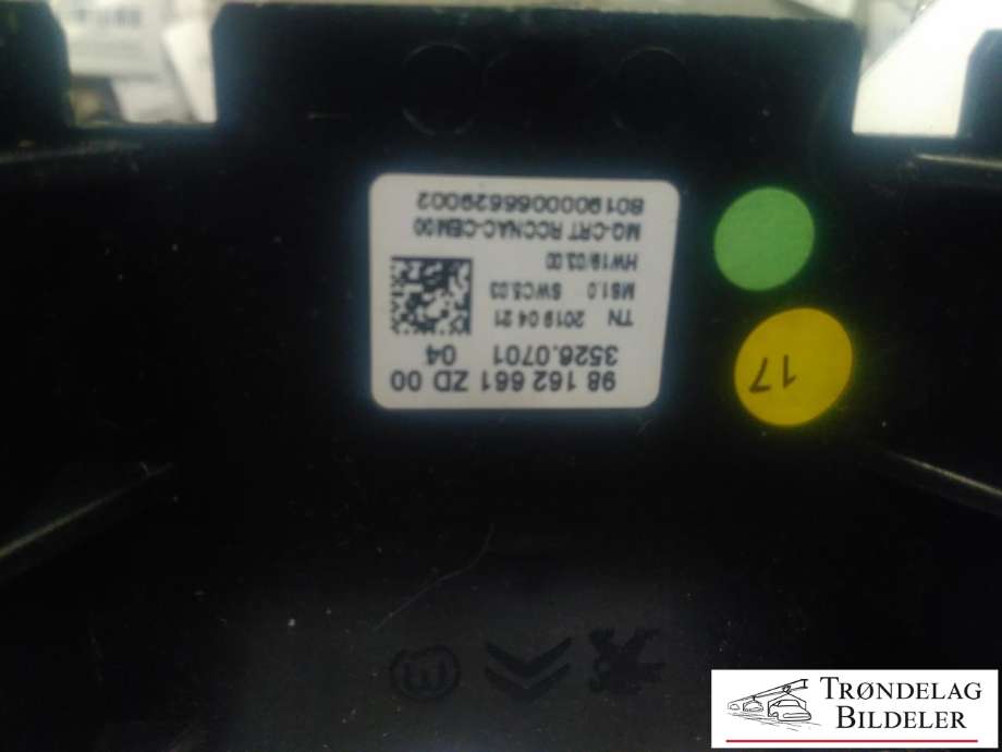 Bilstereo navigasjon skjerm til Peugeot Partner 2019-->> (Type III)  (98 162 661 ZD|)