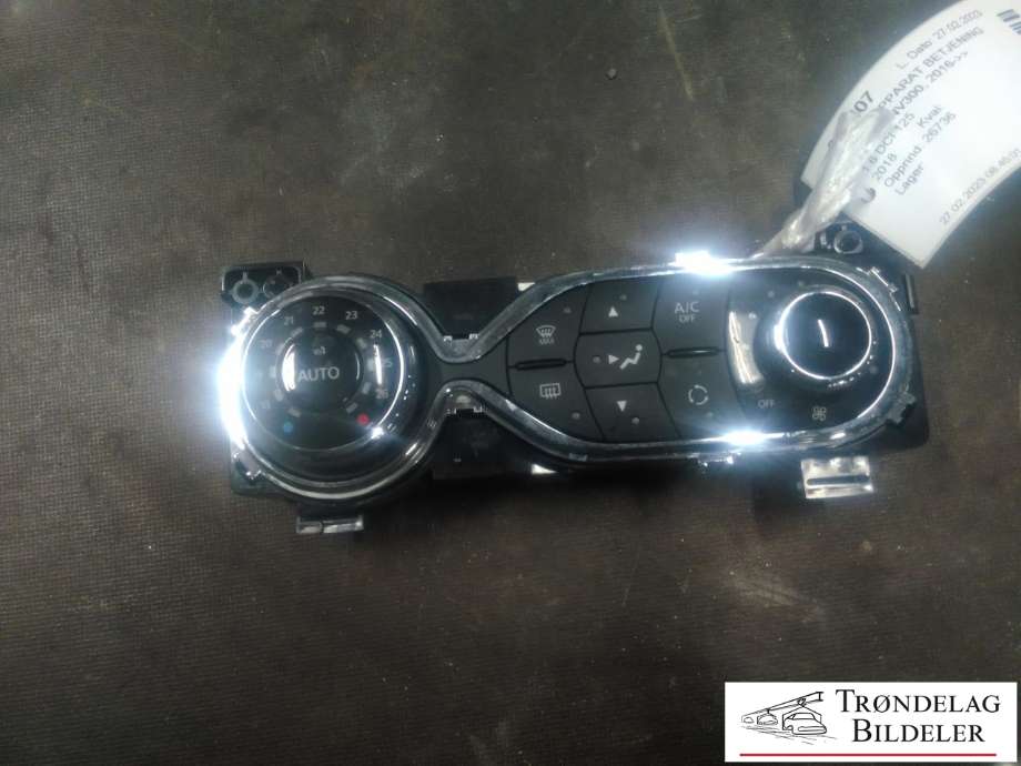 Varmeapparat betjening til Nissan NV300 2016-->> (275105737 R|)