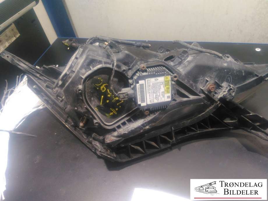 Frontlykt venstre xenon til Honda CR-V 2007-2012 (Type III) (33150-SWW-G1|)
