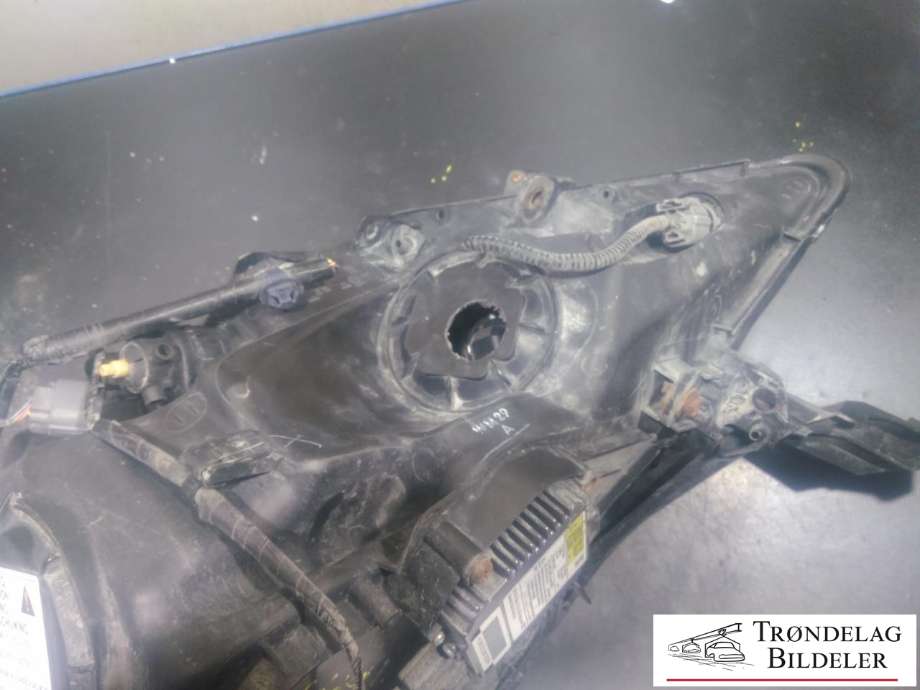 Frontlykt venstre xenon til Honda CR-V 2007-2012 (Type III) (33150-SWW-G1|)