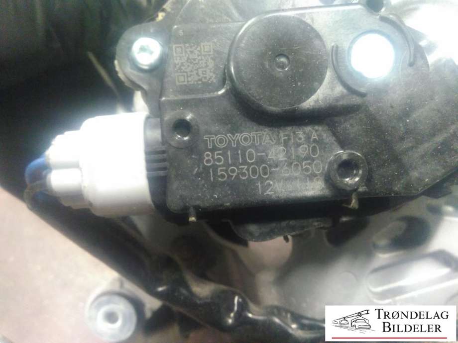 Viskermotor frontrute komplett m/overføring til Toyota RAV4 2016-2019 (Type IV, Fase 2)  (TOYOTA|85110-42190|159300-6050|)
