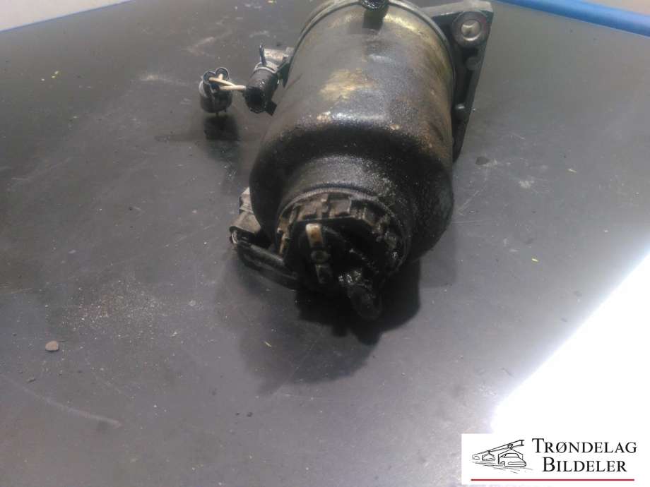 Dieselfilterholder til Toyota Hiace 1989-1995  (TOYOTA|23303-64010|186100-06530|)