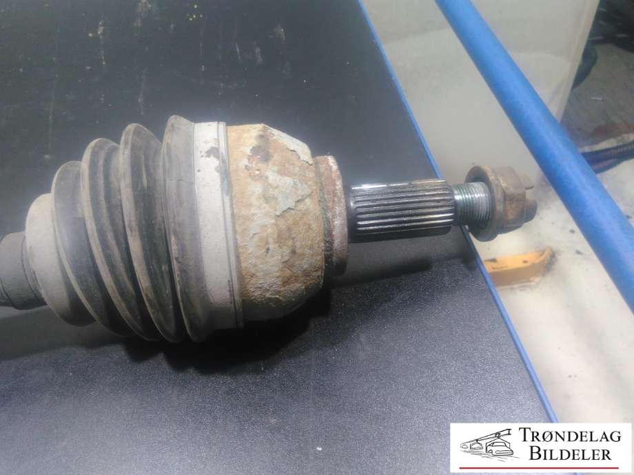 Drivaksel venstre foran til Nissan NV300 2016-->> (3910100Q6K|3910100Q7C|6000618517|44 22 671|93453896|3910 138 27R|3910 186 96R)