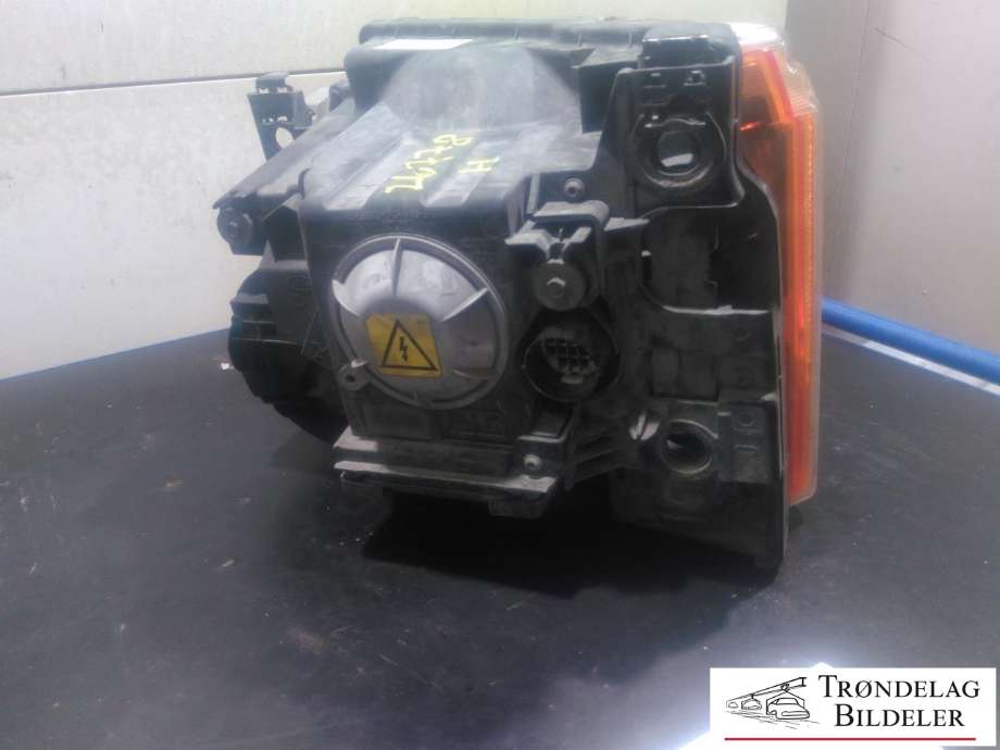 Frontlykt høyre xenon til Land Rover Discovery 2005-2009 (Type III)  (LAND ROVER|XBC500082|5H2213W029RA|)