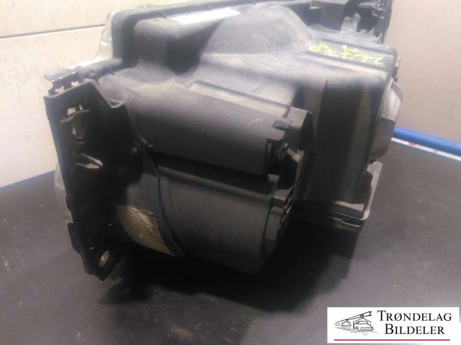 Frontlykt høyre xenon til Land Rover Discovery 2005-2009 (Type III)  (LAND ROVER|XBC500082|5H2213W029RA|)
