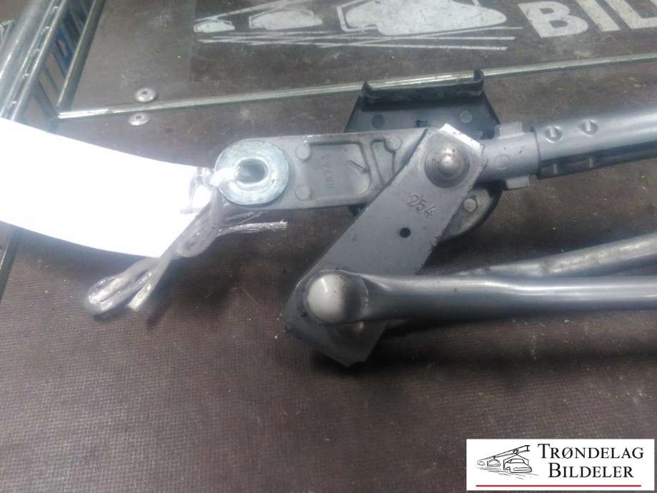 Viskermotor frontrute komplett m/overføring til Subaru Outback 2015-2020 (Type V) (86511AL010|159300-6290|)