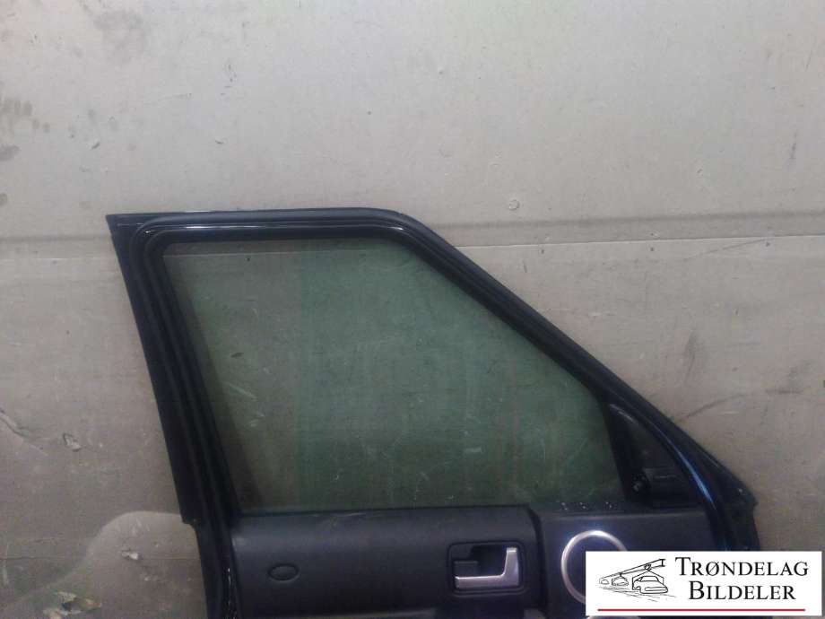 Dør venstre foran til Land Rover Discovery 2005-2009 (Type III)  (BDA780110|LR016463|)