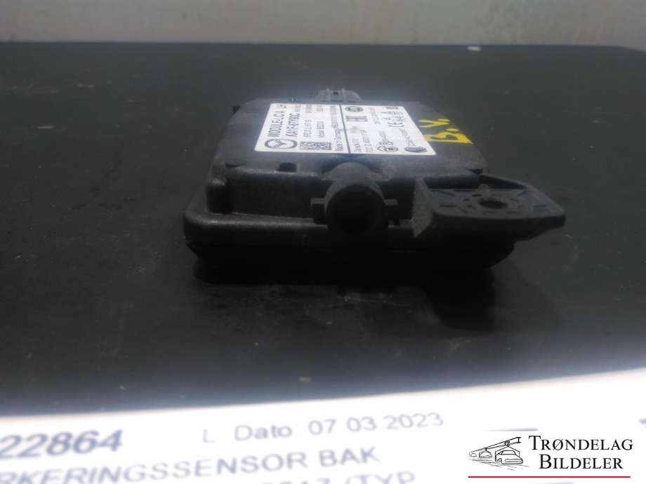 Parkeringssensor bak til Mazda CX-5 2012-2017 (Type I)  (HELLA|KA1F-67Y89C|6PZ 012.167-19|)