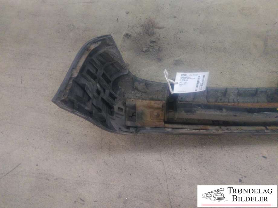 Støtfanger bak til VW Caddy 2010-2015 (Type III, Fase 2)  (2K0 807 417 AG|)