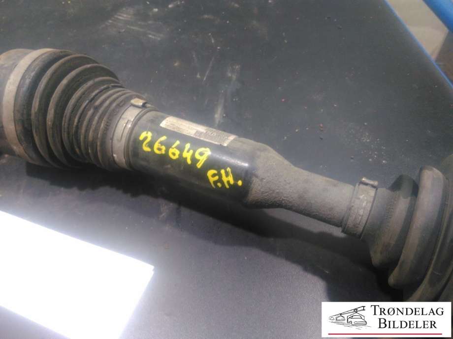 Drivaksel høyre foran, diesel/manuell til Volvo XC70 2008-2013 (Type II, Fase 1)  (VOLVO|P30651673|)