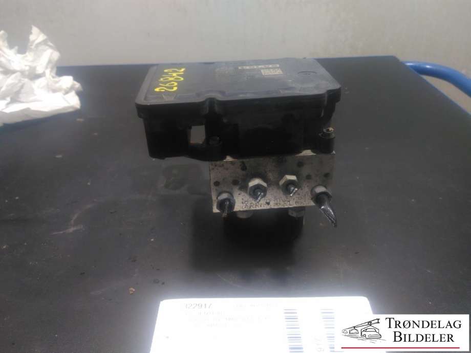 ABS sentral til Volvo XC70 2008-2013 (Type II, Fase 1) (VOLVO|30681619|8G9N-2C4C5-AC|)