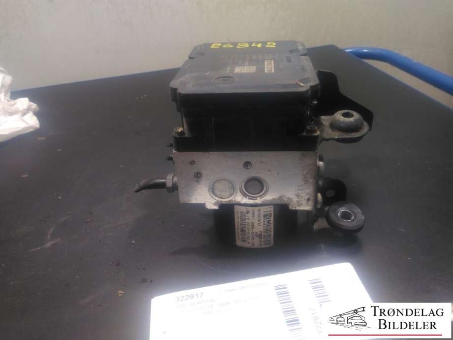 ABS sentral til Volvo XC70 2008-2013 (Type II, Fase 1) (VOLVO|30681619|8G9N-2C4C5-AC|)