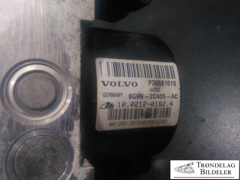 ABS sentral til Volvo XC70 2008-2013 (Type II, Fase 1) (VOLVO|30681619|8G9N-2C4C5-AC|)
