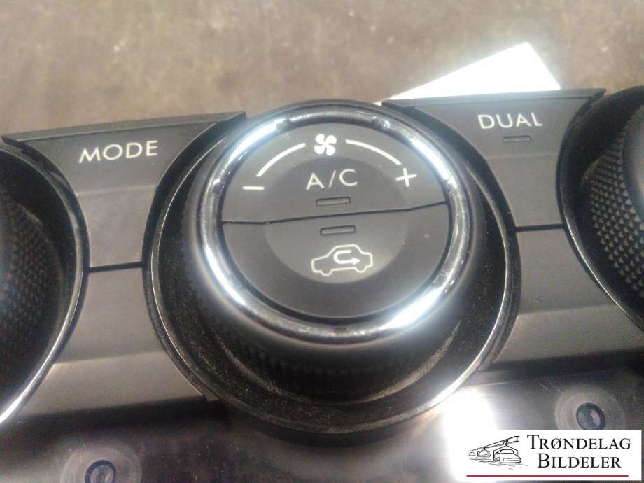 Varmeapparat betjening til Subaru XV 2012-2017 (Type I)  (F2311 FJ100|T1018224HE|)