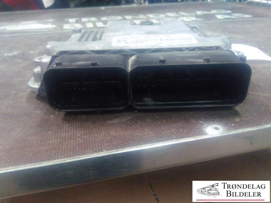 Styreenhet motor til VW Golf VII 2012-2017 (Fase 1)  (VW AG|04E 907 309 F|0 261 S09 836|1039S67840)