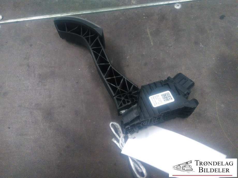 Pedal gass til VW Golf VII 2012-2017 (Fase 1)  (VW AG|5Q1 723 503 H|6PV 010 621-11|)
