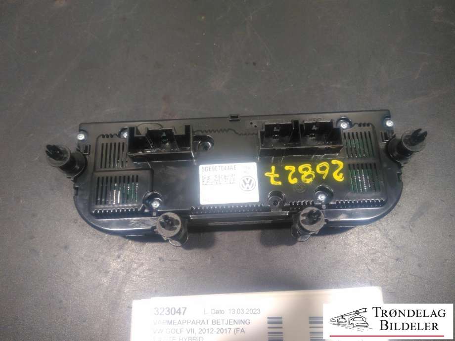 Varmeapparat betjening til VW Golf VII 2012-2017 (Fase 1)  (5GE 907 044 AE|)
