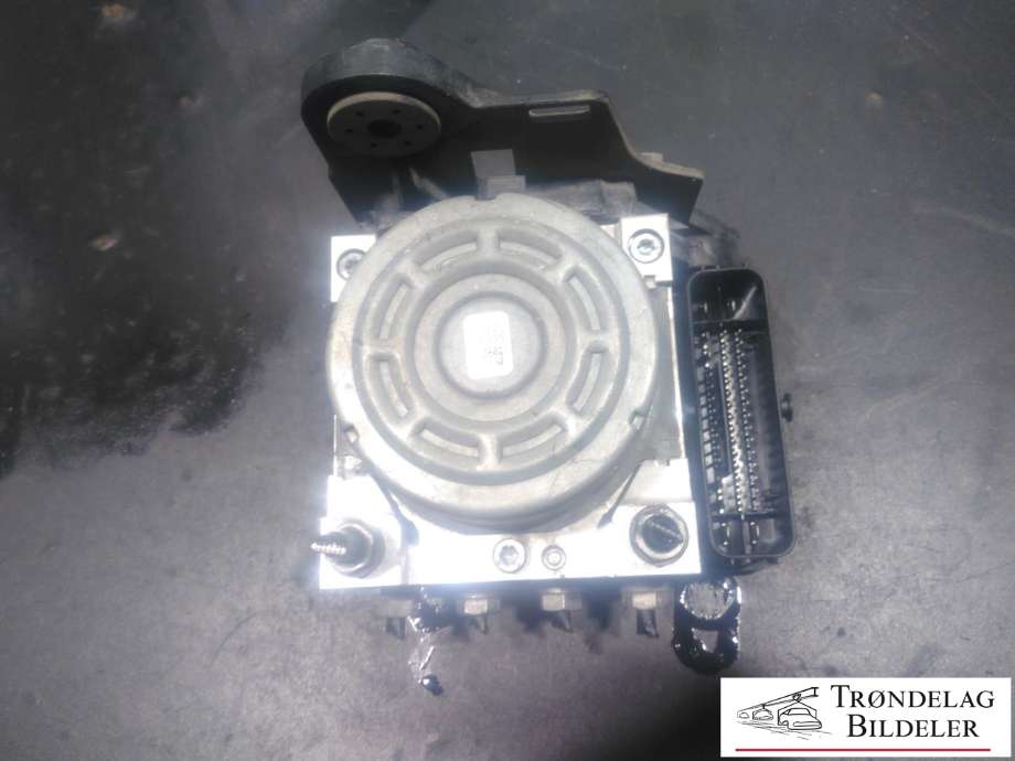ABS sentral til VW Golf VII 2012-2017 (Fase 1)  (5Q0614517AL|5Q0907379AK|)