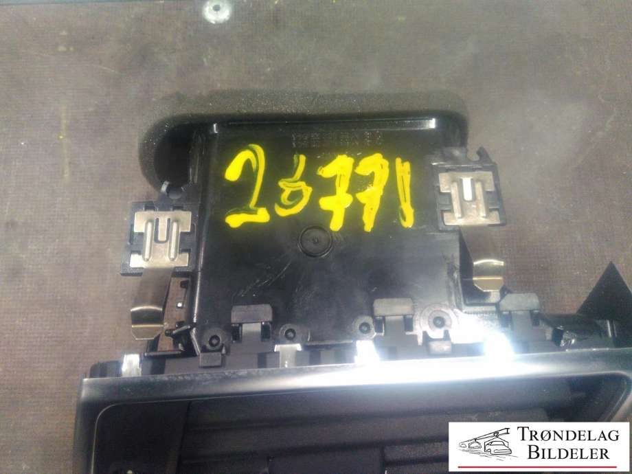 Dashbord friskluftdyse til Mercedes GL 2012-2016 (Fase 1) (X166) (X166) (A166 830 02 54|)