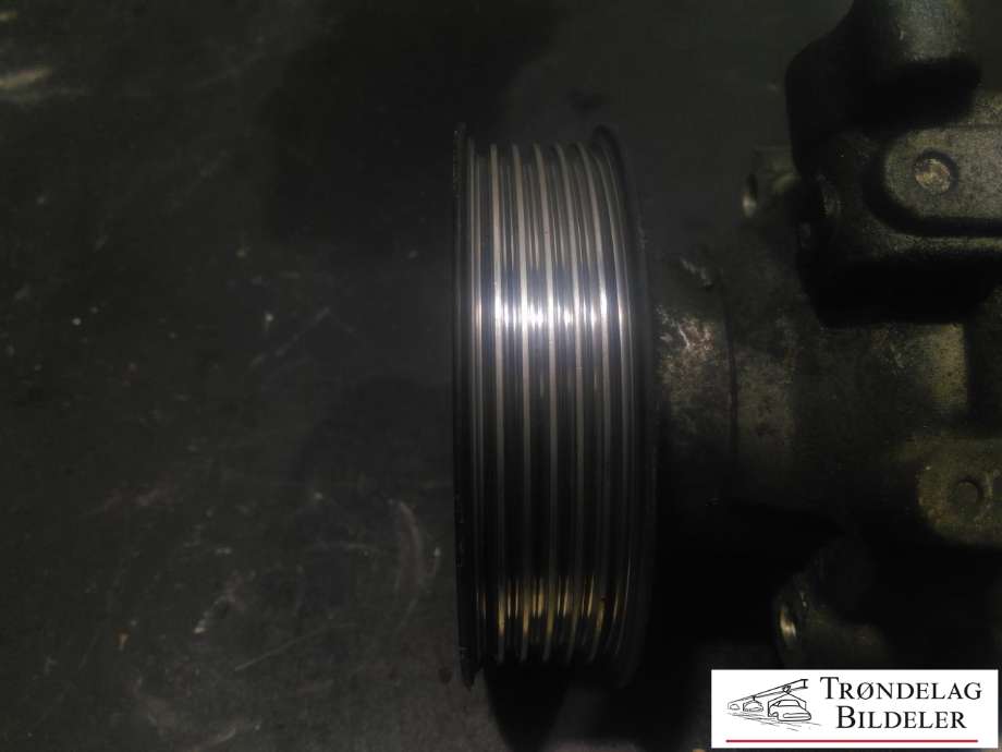 Servo pumpe mekanisk til VW Transporter / Caravelle 2009-2015 (Fase 2) (T5) (T5) (7E0 422 154 E|)