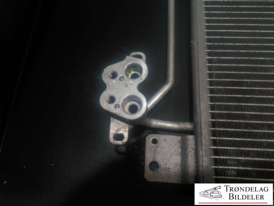 Aircondition radiator til VW Transporter / Caravelle 2003-2009 (Fase 1) (T5) (T5) (BEHR|7H0 820 411 E|)