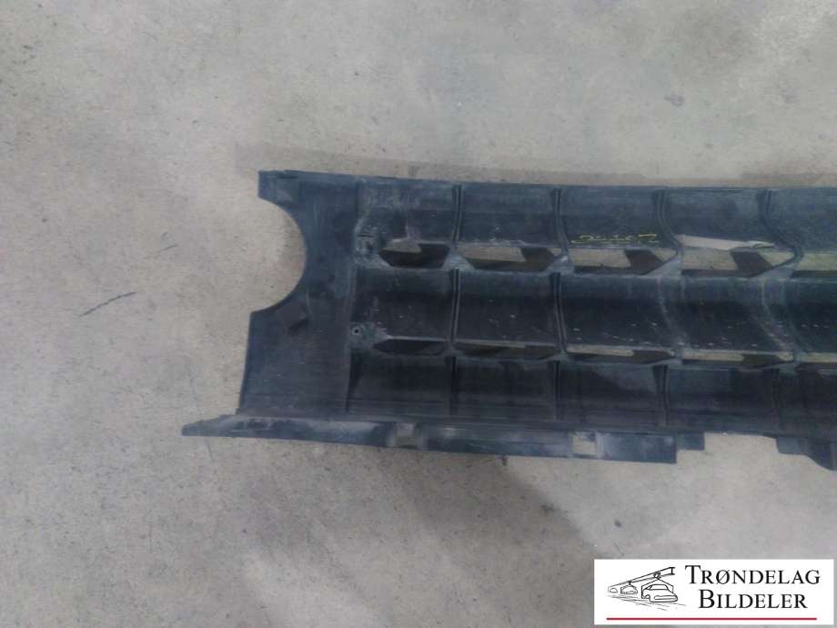 Grill til Land Rover Discovery 2005-2009 (Type III)  (DHB000274LML|5H228138CA8LML|)