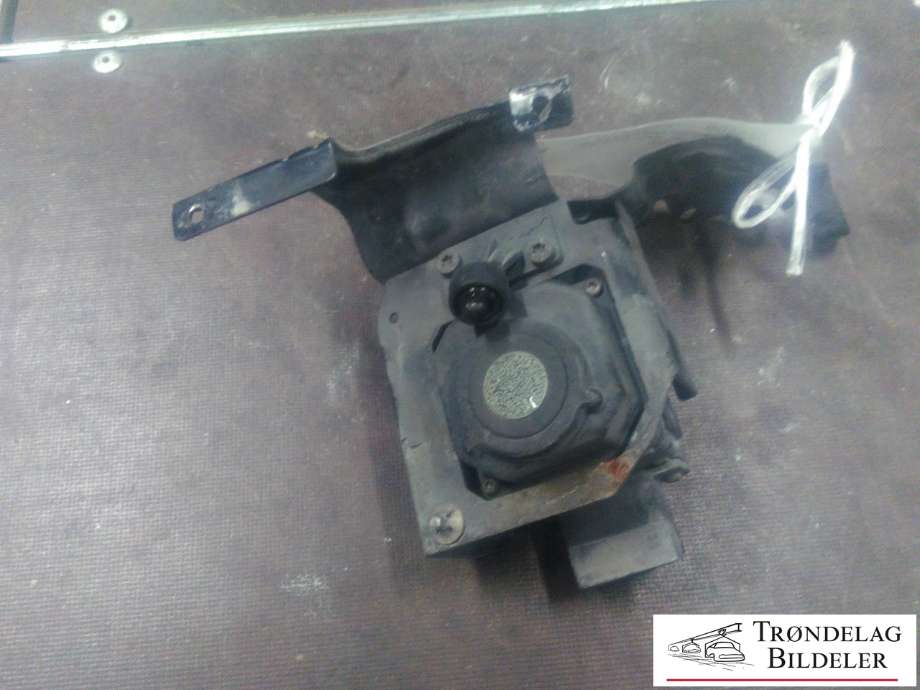 Parkeringskamera foran til BMW 5-Serie 2003-2010 (E60/E61) (E60/E61) (66.54-141606-01|3711D61E|)