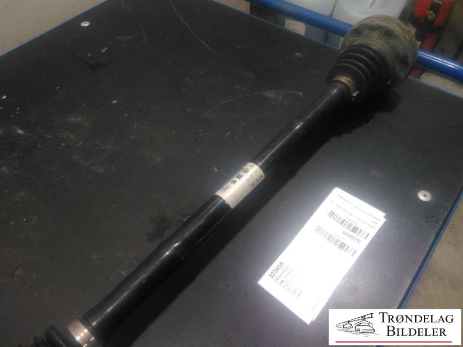 Drivaksel høyre bak, diesel/automat til VW Transporter / Caravelle 2009-2015 (Fase 2) (T5) (T5) (7E0 501 202|)