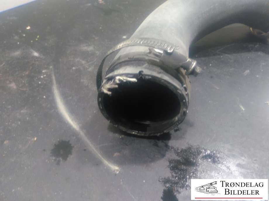 Turbo rør til VW Transporter / Caravelle 2009-2015 (Fase 2) (T5) (T5) (7E0 145 709 D|)