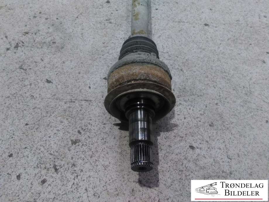 Drivaksel venstre bak, diesel/automat til Mercedes E-Klasse 2009-2013 (Fase 1) (W212) (W212) 