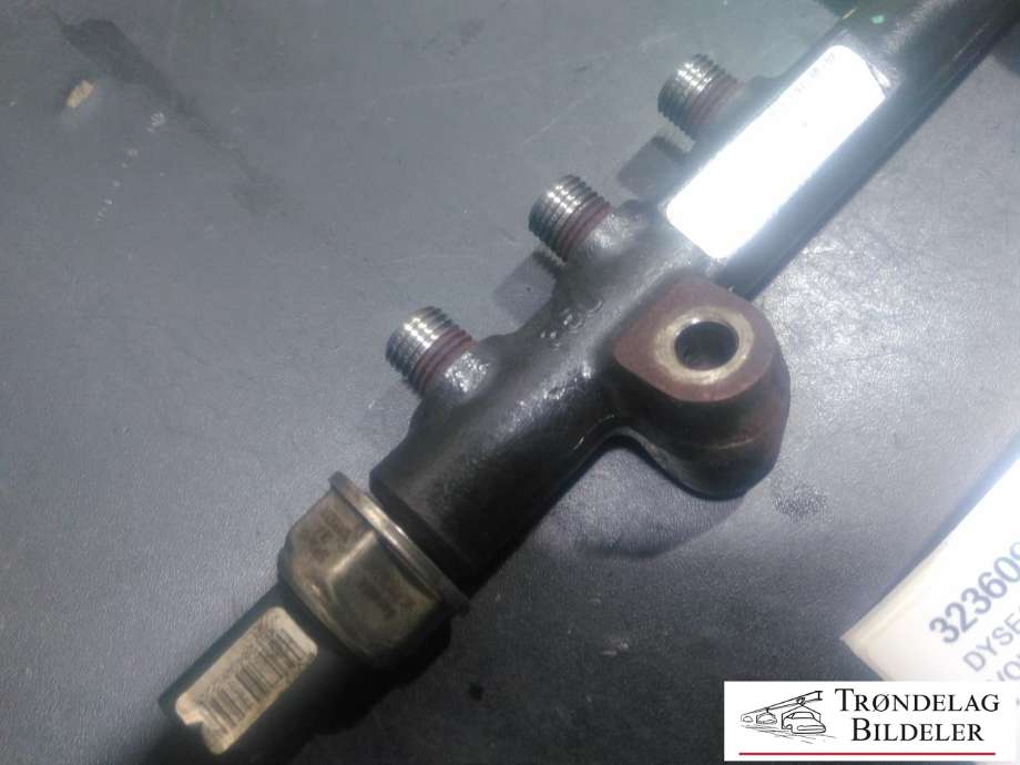 Dyseskinne (fuelrail) til Volvo V70 2007-2013 (Type III, Fase 1) (9685297580|31422168|31422169)