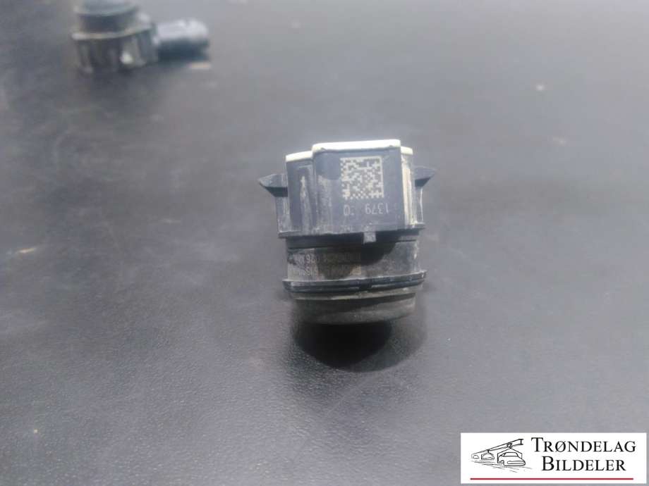 Parkeringssensor foran til BMW 3-Serie 2012-2018 (F30/F31/F34) (F30/F31/F34) (BOSCH|9261580|0263013512|)