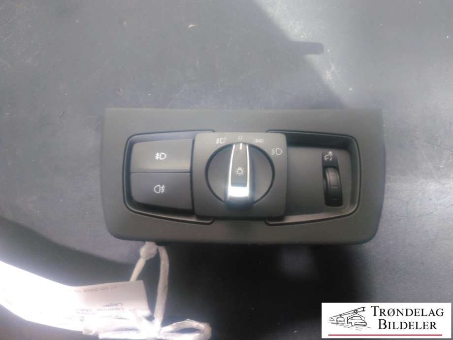 Bryter lys til BMW 3-Serie 2012-2018 (F30/F31/F34) (F30/F31/F34) (9 265 303-04|5145 9 218 531 A|)