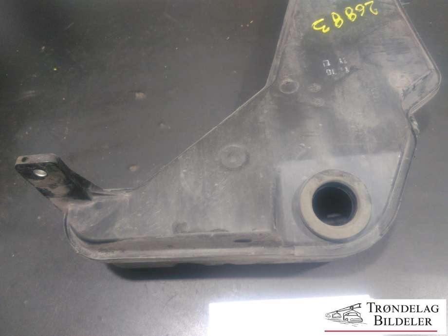 Spylertank til Audi Q5 2008-2012 (Type I, Fase 1)  (8R0 955 453 B|)