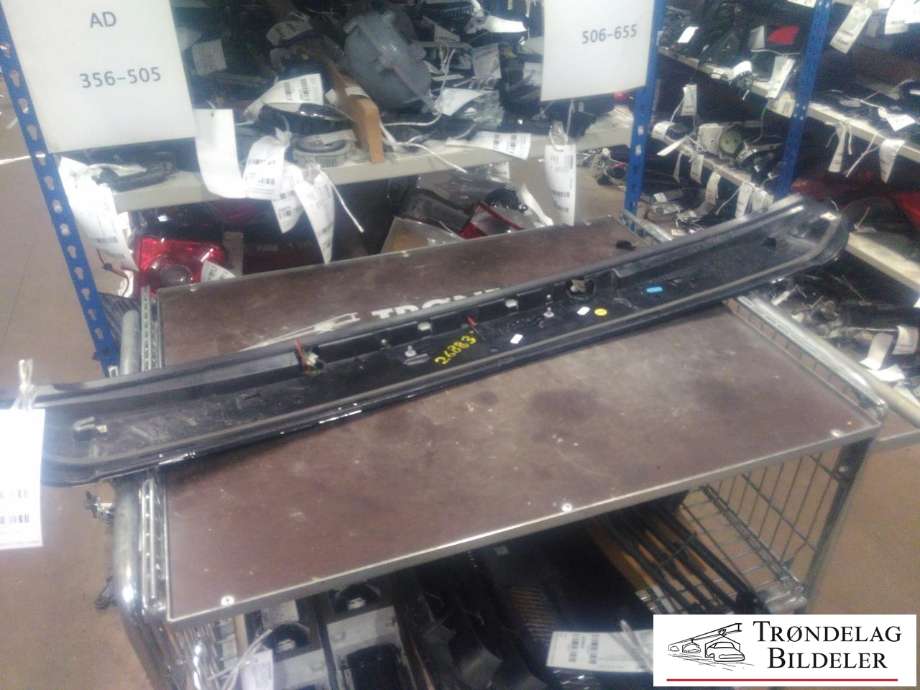 Spoiler bakluke til Audi Q5 2008-2012 (Type I, Fase 1)  