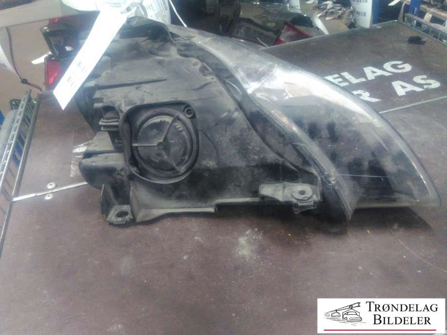 Frontlykt venstre xenon til Audi Q7 2006-2010 (Type I, Fase 1)