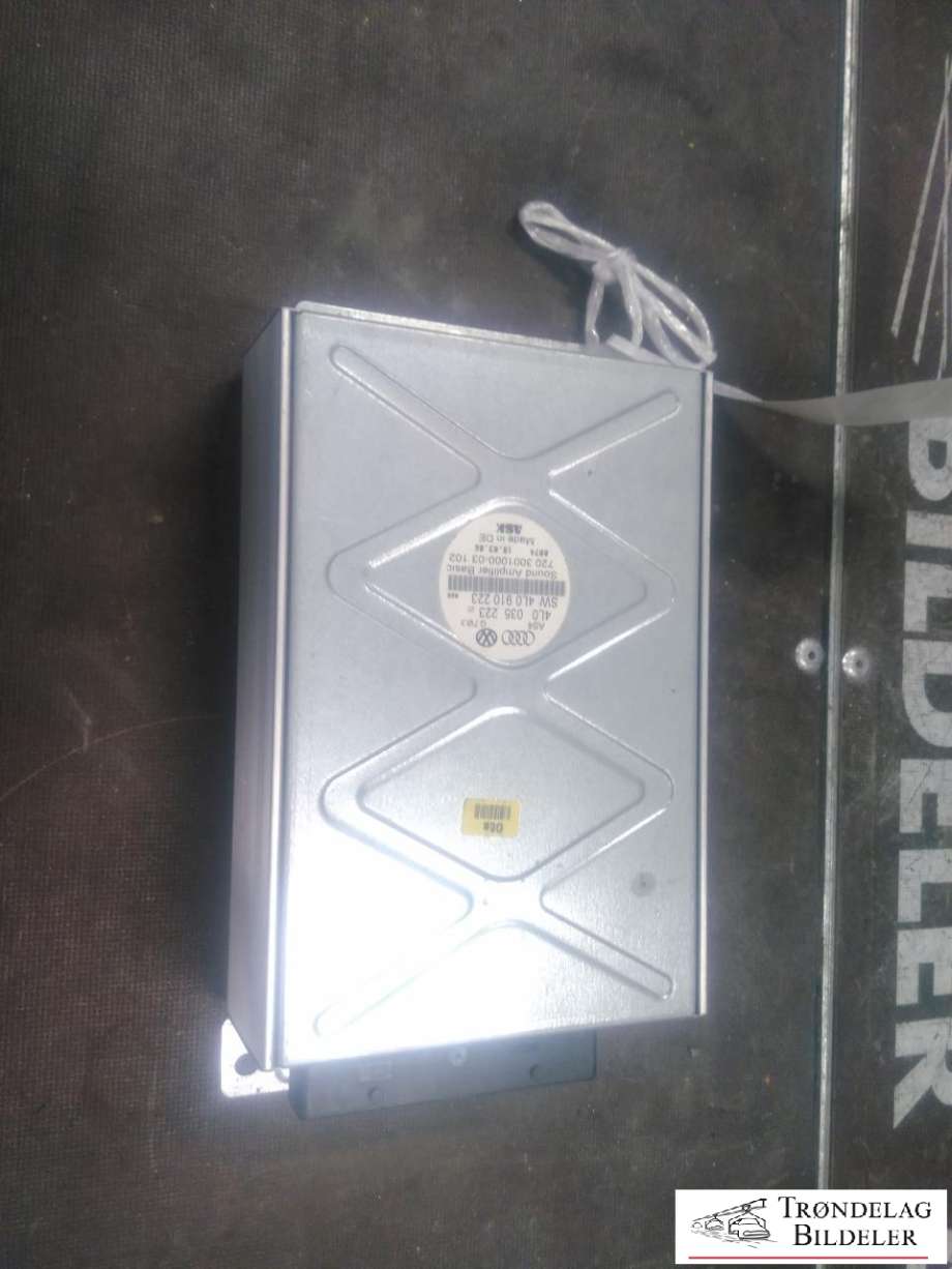 Bilstereo forsterker til Audi Q7, 2006-2010 (Type I, Fase 1)  (ASK|4L0 035 223)