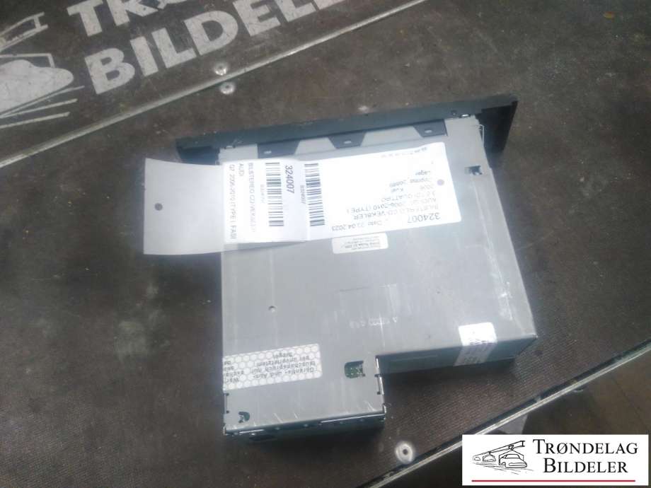 Bilstereo CD-veksler til Audi Q7 2006-2010 (Type I, Fase 1)  (4L0 035 111|4L0 910 111 A|)