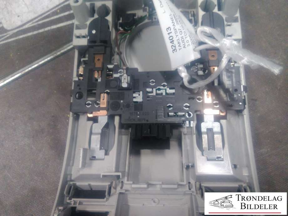 Taklyspanel til Audi Q7 2006-2010 (Type I, Fase 1)  (4L0 947 135 F|)