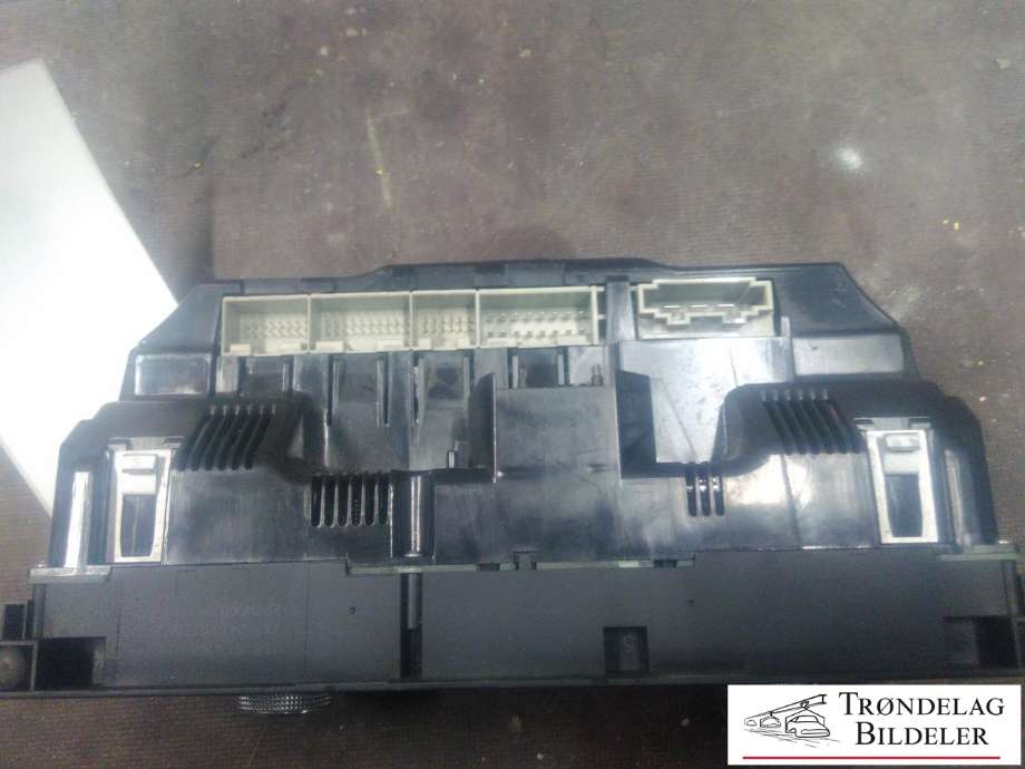 Varmeapparat betjening til Audi Q7 2006-2010 (Type I, Fase 1) (4L0 820 043 F|5HB 009 184-05|)