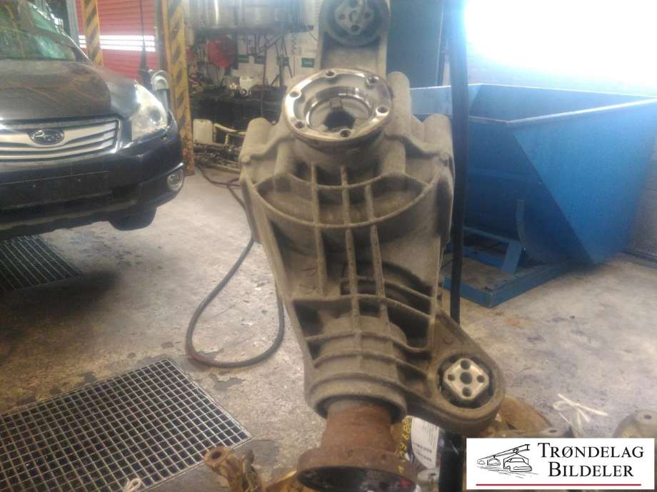 Kardang klokke bak til Audi Q7, 2006-2010 (Type I, Fase 1)  (0AB 525 017 F)