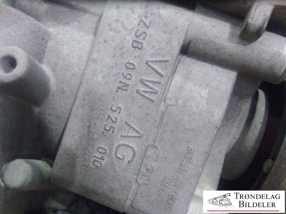 Kardang klokke bak til VW Transporter / Caravelle 2009-2015 (Fase 2) (T5) (T5) (09N 525 010|LKD|)
