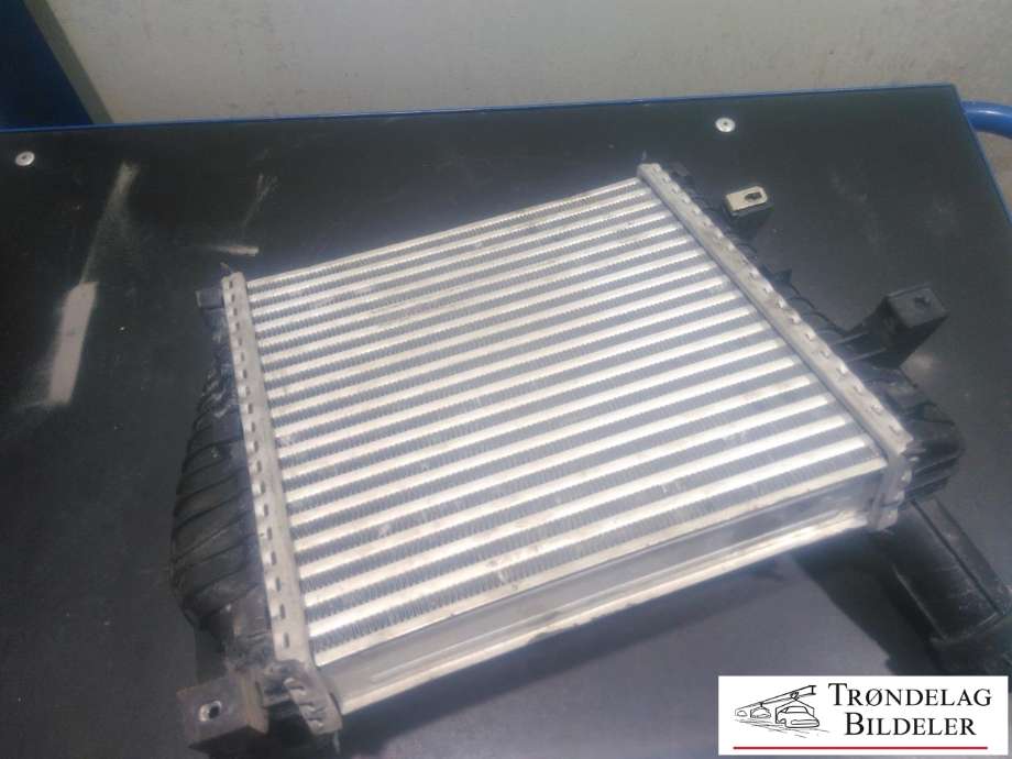 Radiator (automat gir) til Audi Q7 2006-2010 (Type I, Fase 1)  
